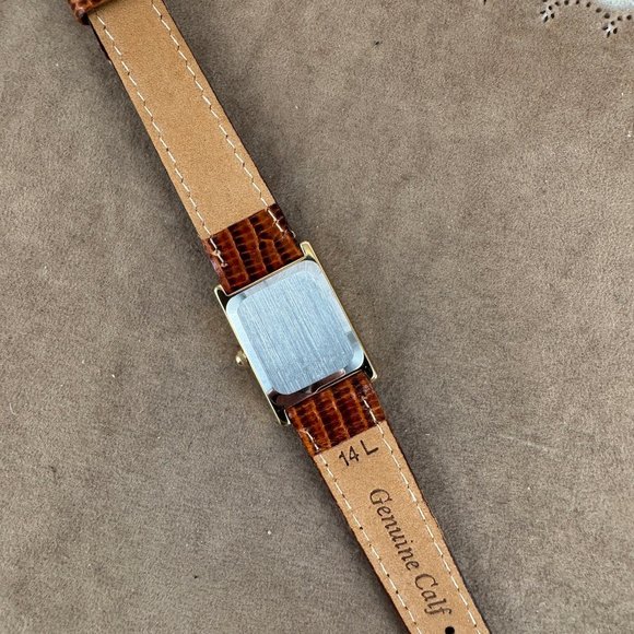 Vintage Ladies Belair Tank Watch 18 Karat Gold Plated New with Box NOS main image 8
